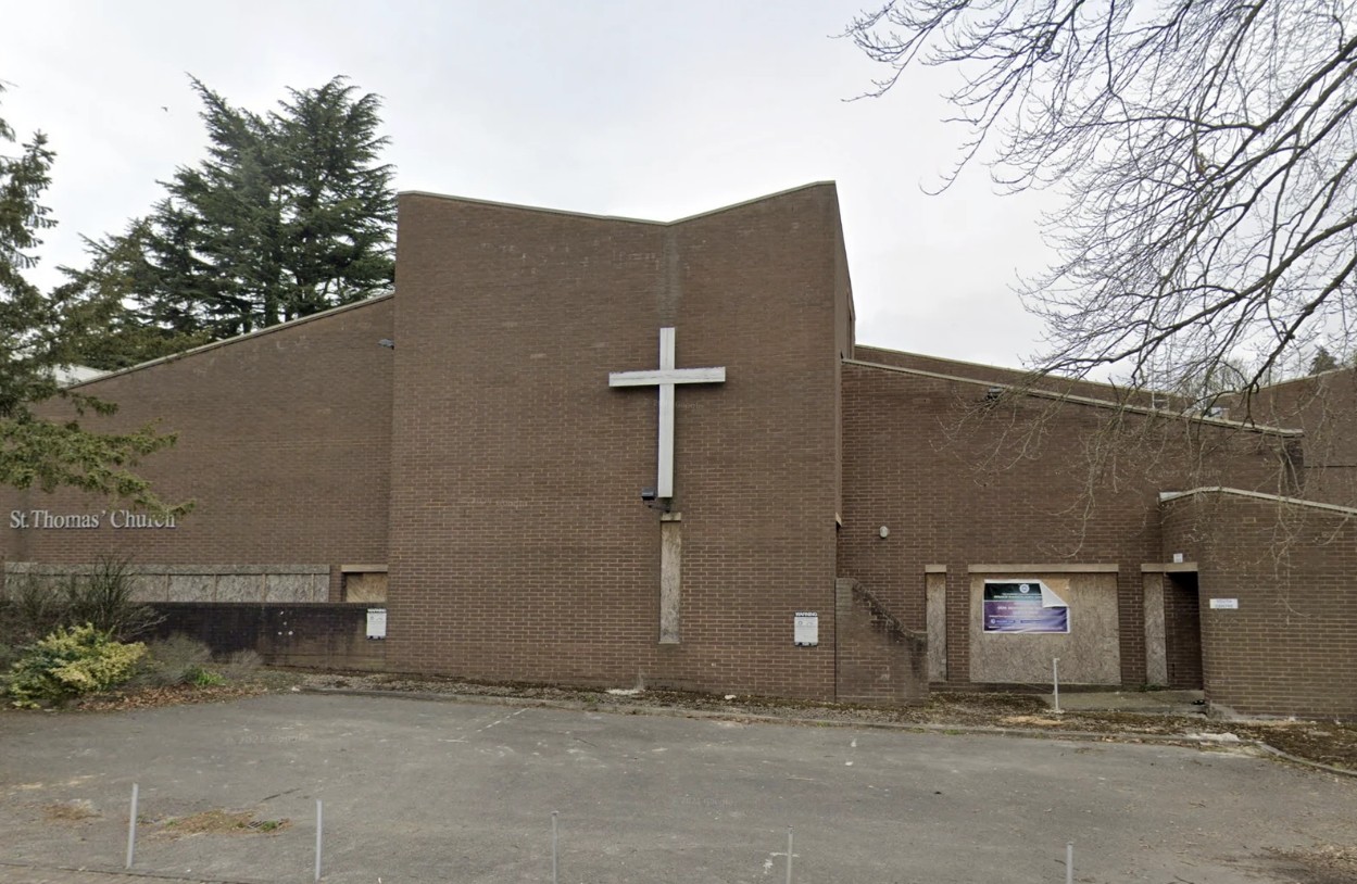 Igrejas britânicas enfrentam fechamentos em massa