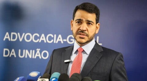 Lula avalia indicar Jorge Messias, que pode ser o segundo evangélico a integrar o STF